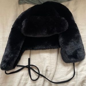 NWOT j.mclaughlin faux fur trapper hat with ear flaps snow winter nordic scandi